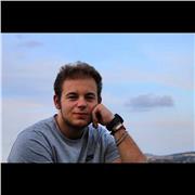 Offro lezioni di lingua e letteratura italiana a chiunque ne abbia bisogno